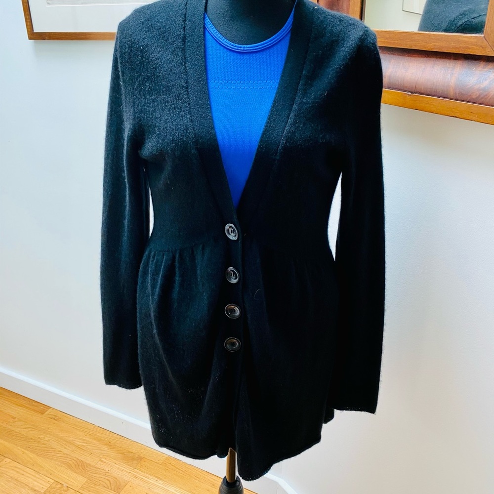 EUC Aqua 100% Cashmere peplum sweater L